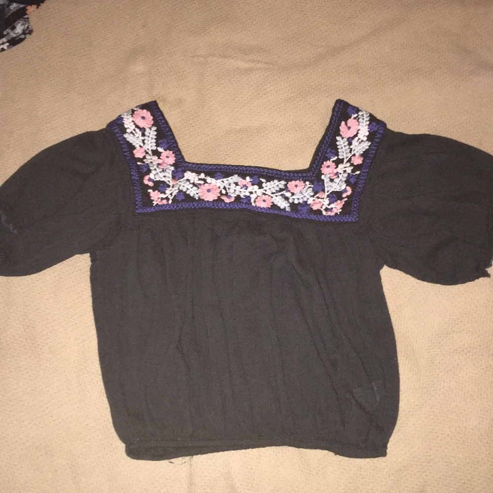 Cropped blouse
